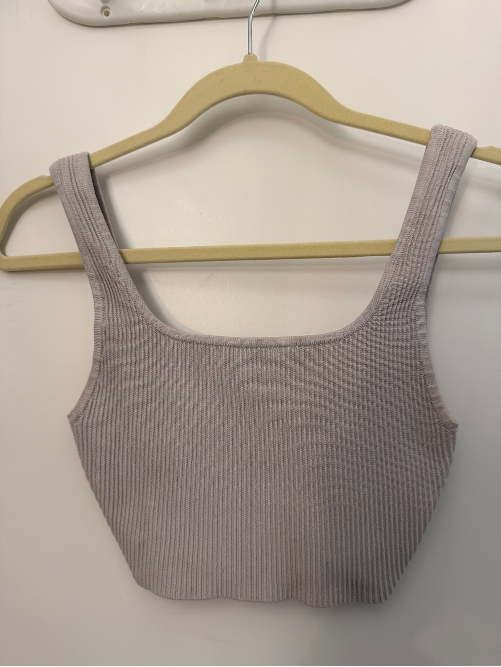 Babaton Sculpt Knit Square-Neck Crop Tank